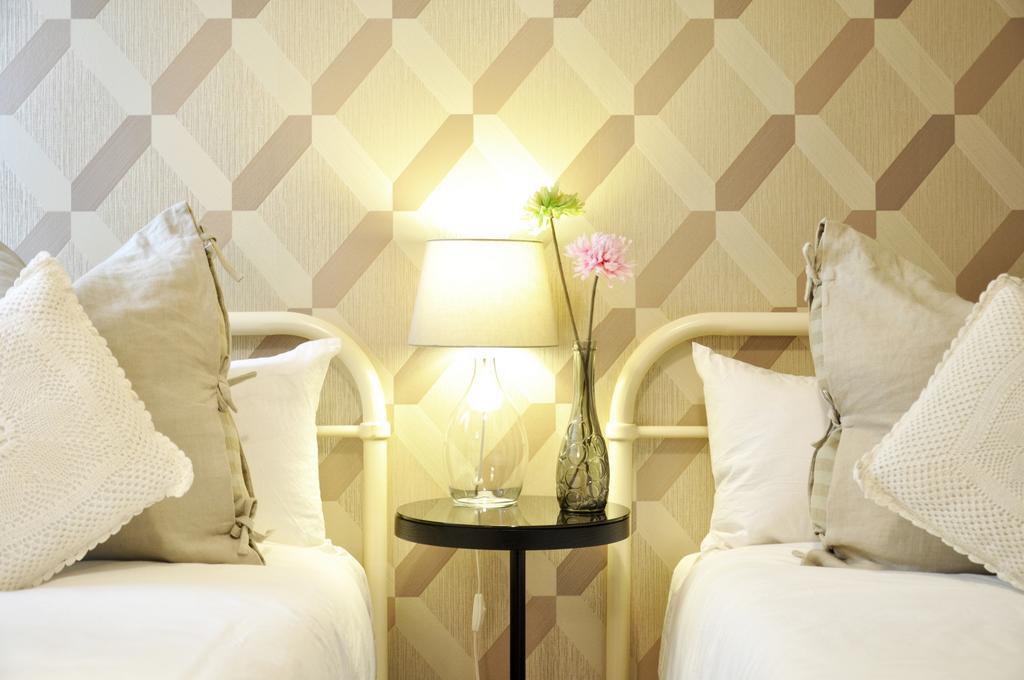 Chic & Cheap Apartment Barcelona Phòng bức ảnh
